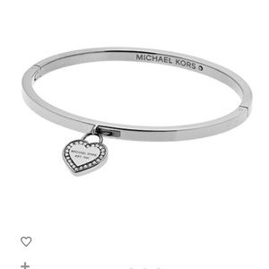 Michael Kors Logo heart charm bracelet